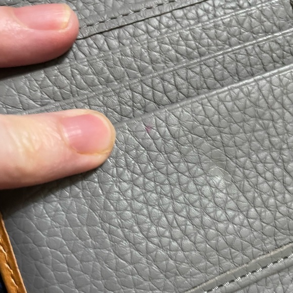 Final sale Dooney & Bourke Gray Leather Wallet - Picture 5 of 10